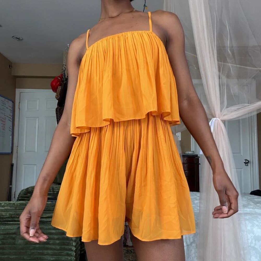 Exlura Mustard Pleated Flowy Romper Size XS